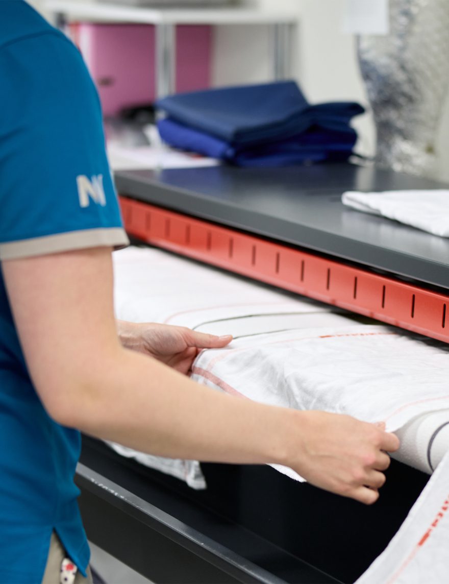 Ihr Zimmer wird mehrmals die Woche gereinigt sowie mit frisch duftender Bettwäsche und weichen Frotteetüchern versorgt.